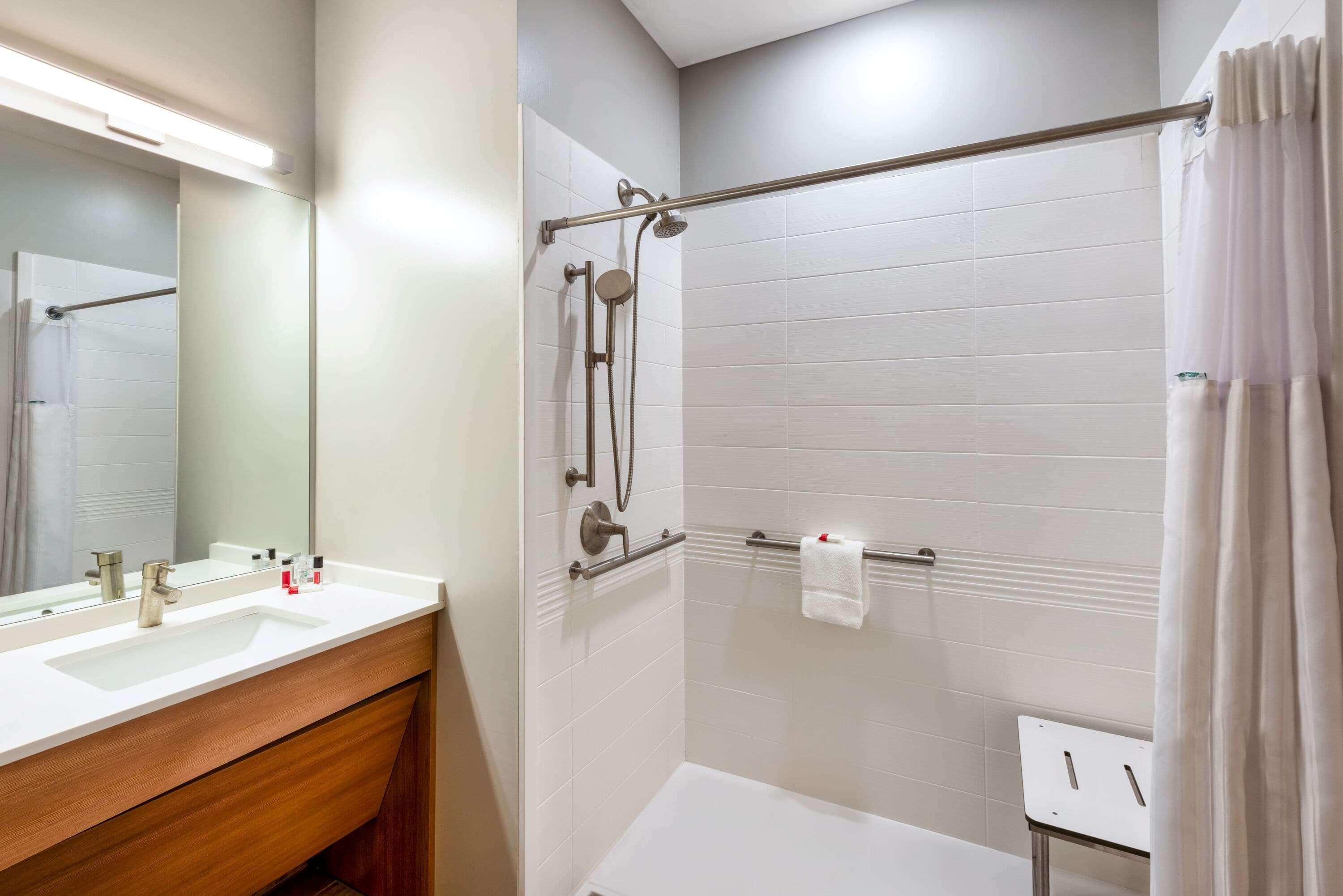 Microtel Inn & Suites By Wyndham Farmington Eksteriør bilde